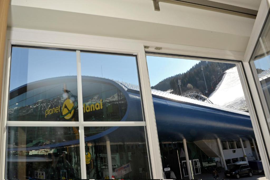 Appartement Charly Kahr And Family, Ski-In & Ski-Out Schladming Rom bilde